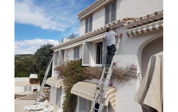 Réentoilage de stores dans le Var