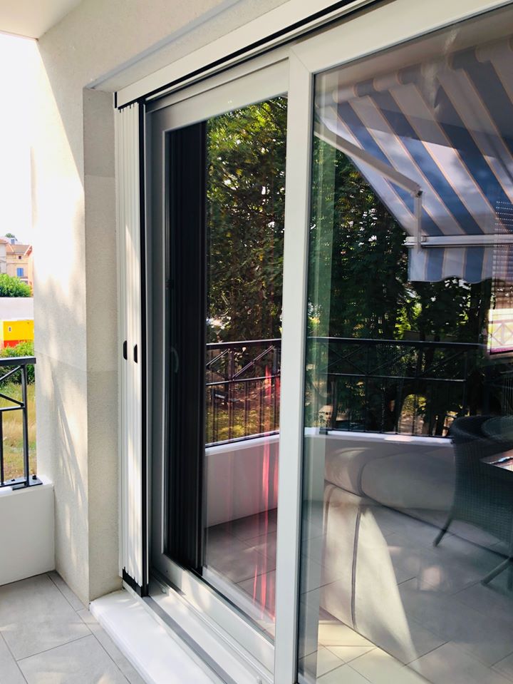 Moustiquaires dans l'Ain