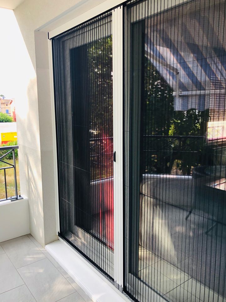 Moustiquaires dans l'Ain