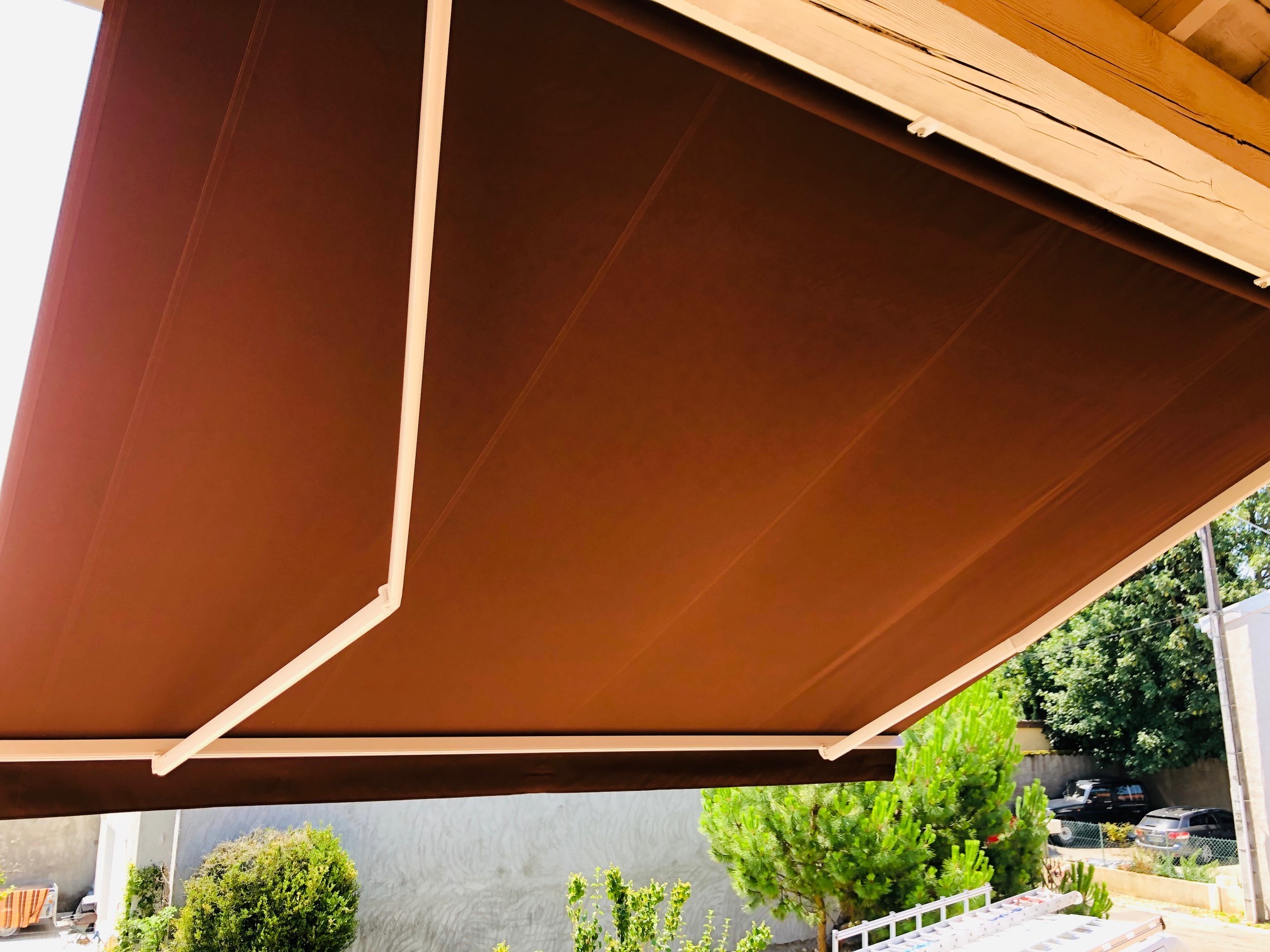 Store banne dans l'Ain