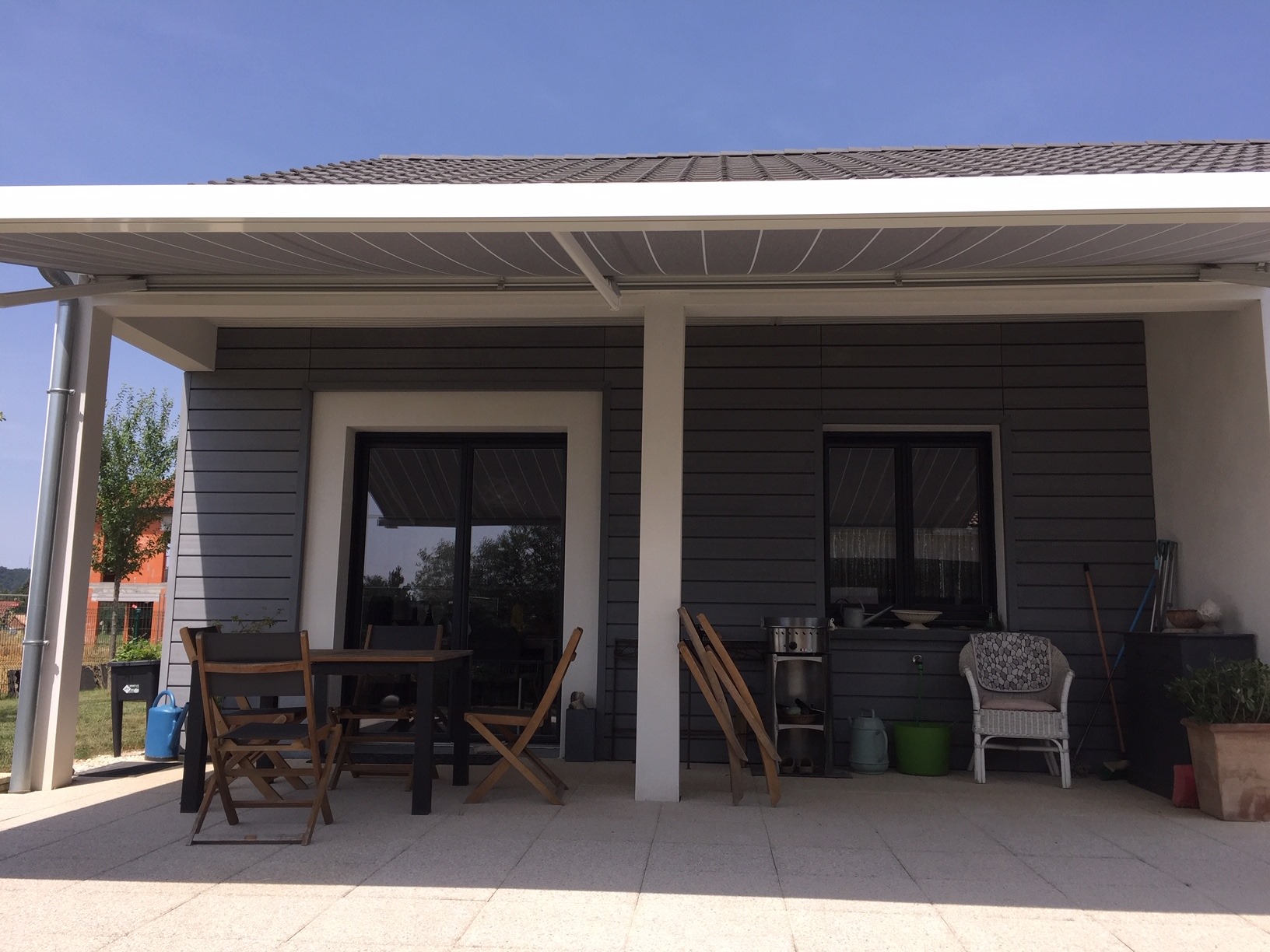 Store banne dans l'Ain