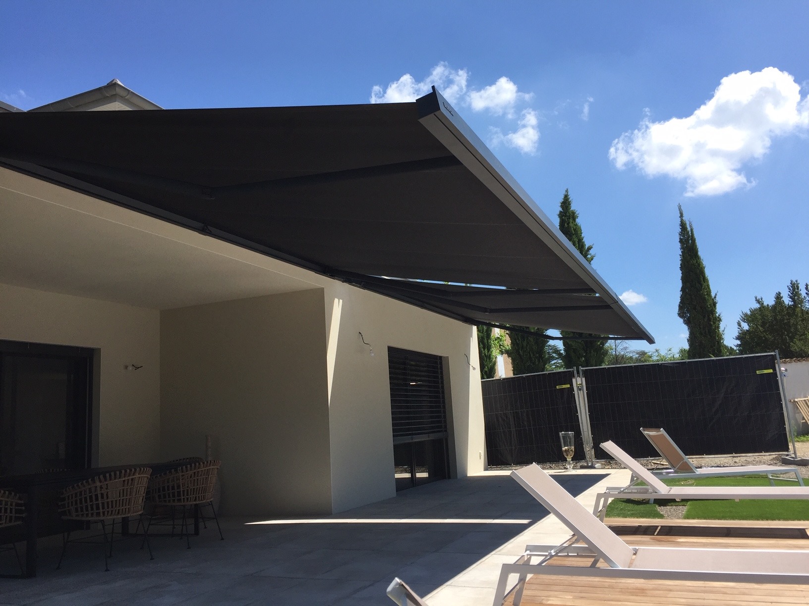 Stores bannes dans le Rhône