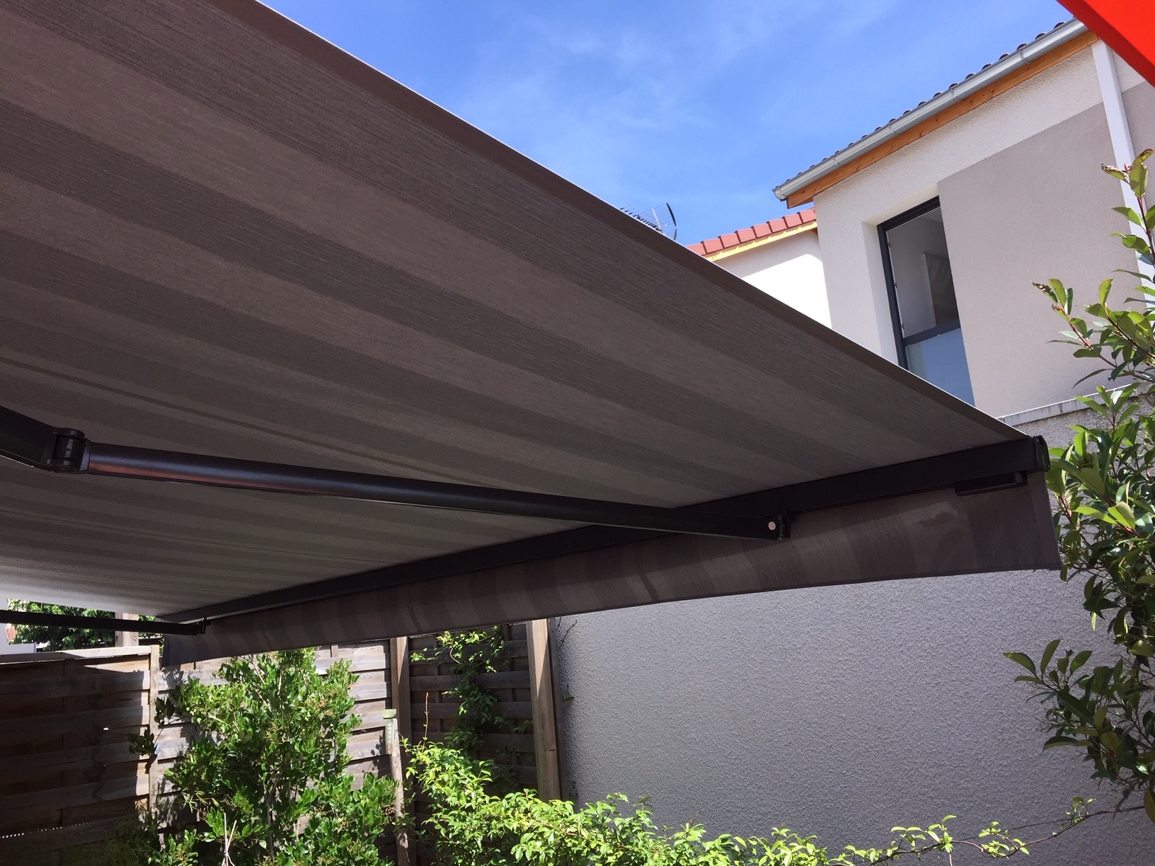 Store banne dans l'Ain