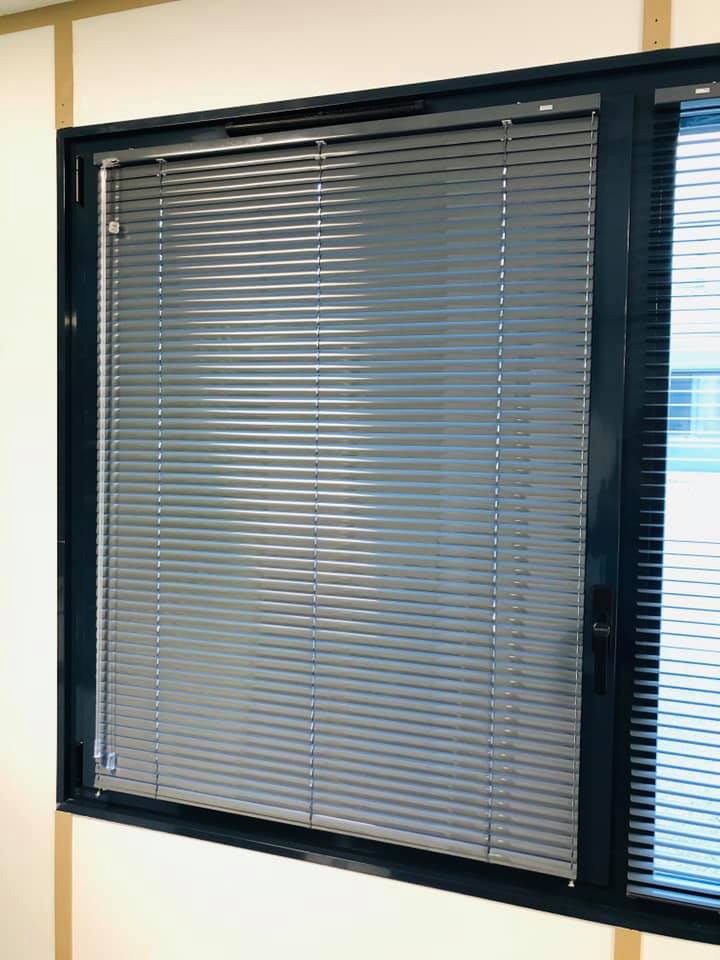 Stores vénitiens pour maître d'oeuvre dans le Rhône