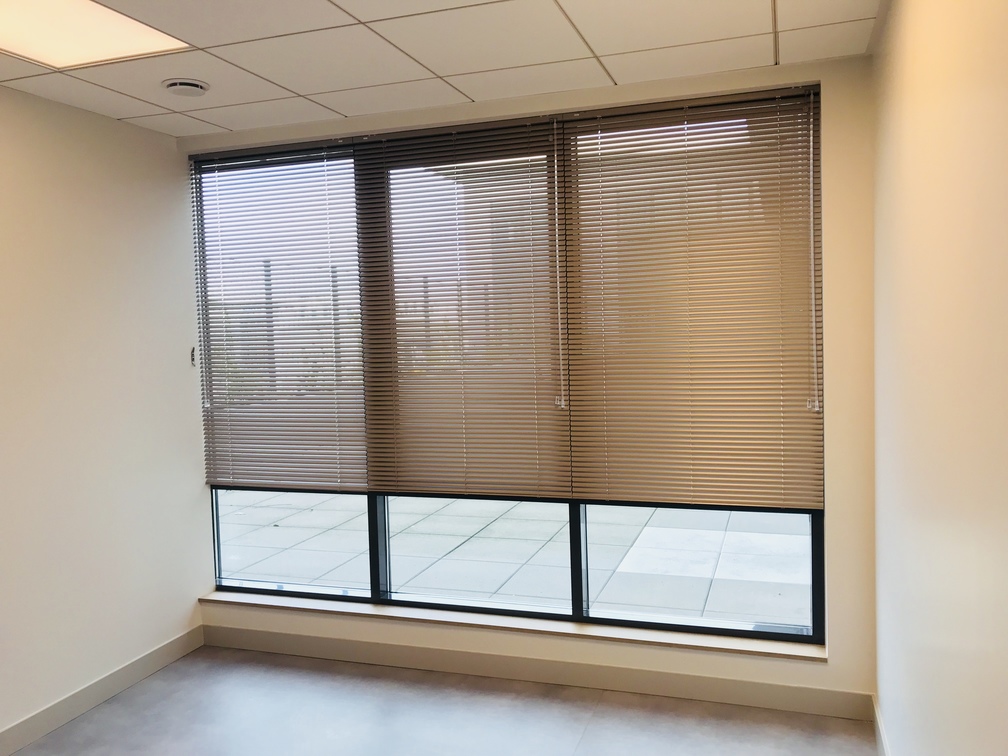 Stores vénitiens pour maître d'oeuvre dans le Rhône