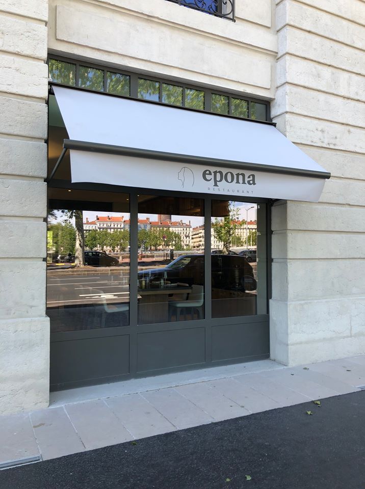 Stores bannettes pour l'hôtel Intercontinental et son restaurant Epona